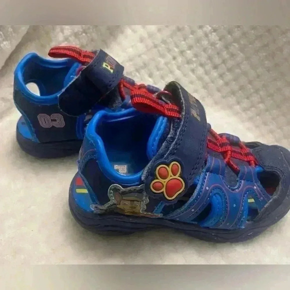 Paw Patrol sandals in blues,red & yellow size 5 - Picture 2 of 6